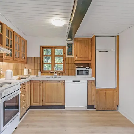 1 Bedroom Awesome In Casa vacanze